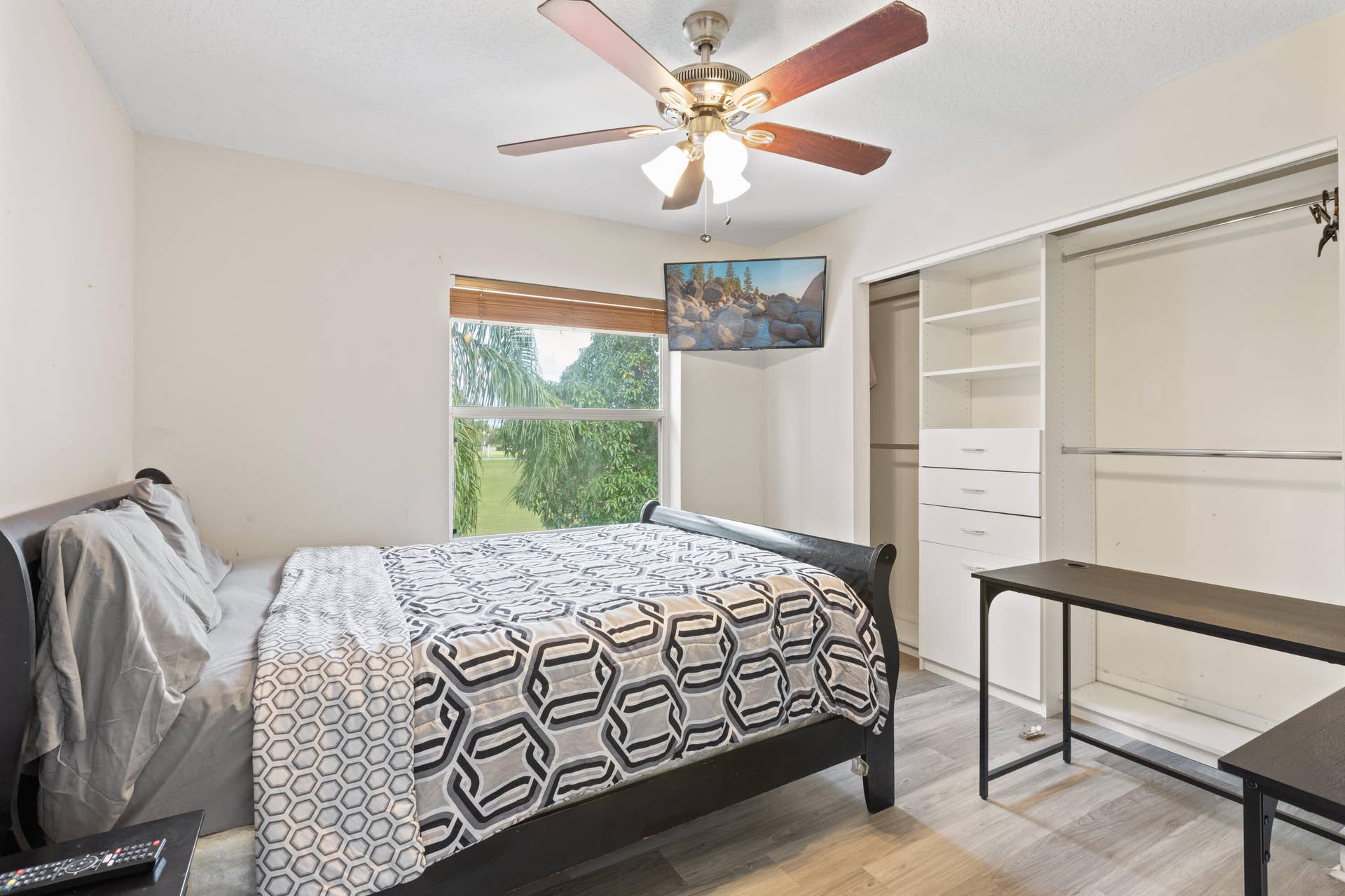 3221 El Camino, West Palm Beach, FL 33409 7E1A5086