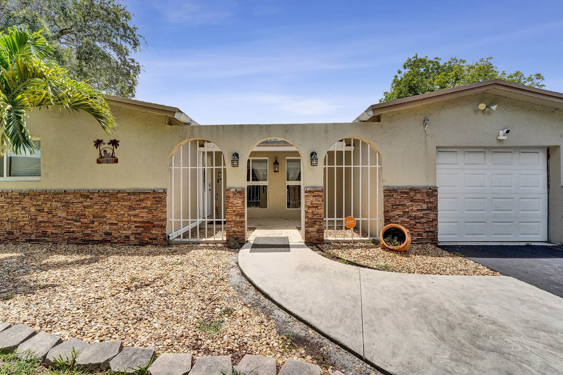 9101 SW 52nd Court, Cooper City, FL 33328 DSC01091