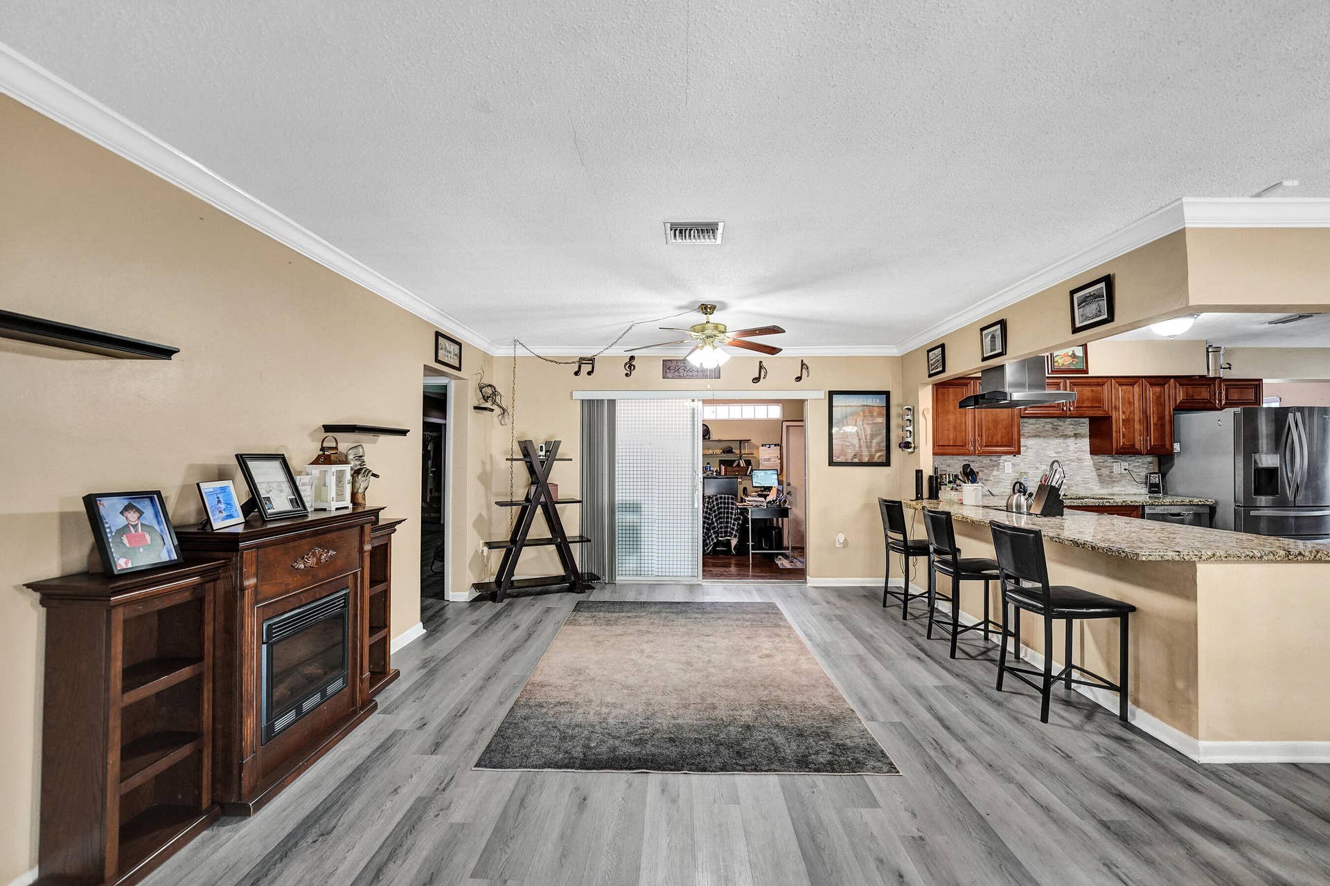 9101 SW 52nd Court, Cooper City, FL 33328 DSC01106