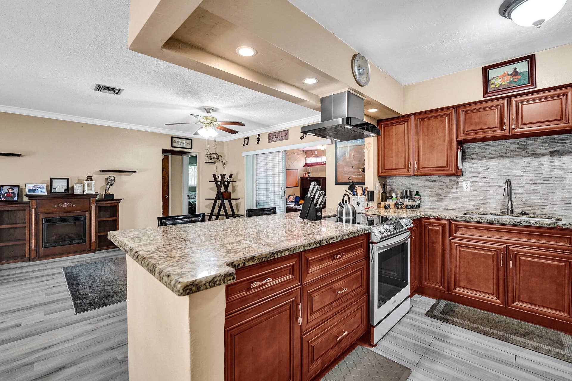 9101 SW 52nd Court, Cooper City, FL 33328 DSC01148
