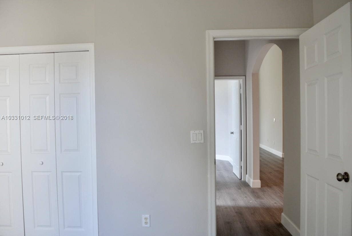 GUESTROOM 1