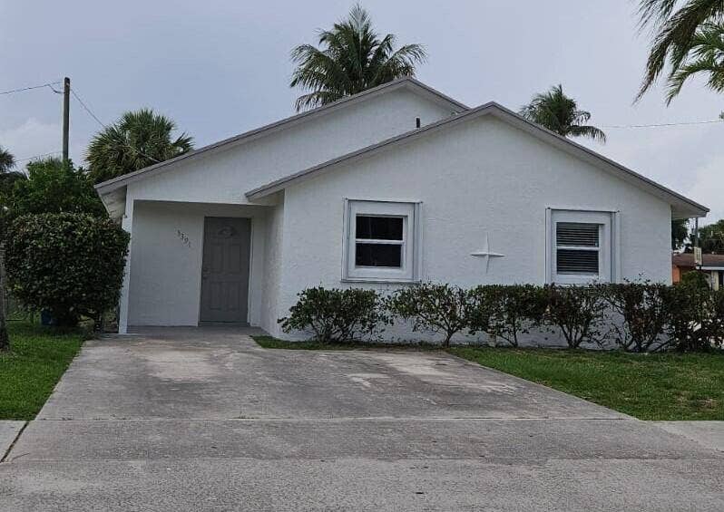 3391 Avenue S, Riviera Beach, FL 33404 PHOTO-2026-05-18-18-21-39