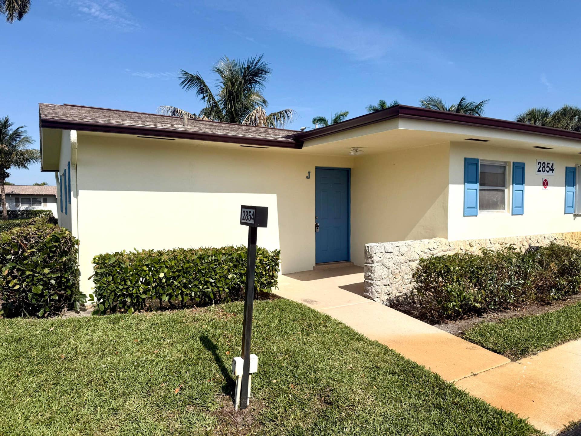 2854 E Crosley Dr Drive E, #J, West Palm Beach, FL 33415 IMG_3647