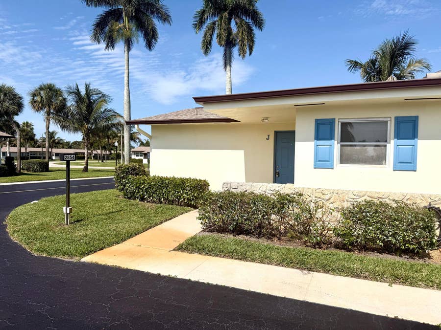 Property photo for 2854 E Crosley Dr Drive E, #J, West Palm Beach, FL