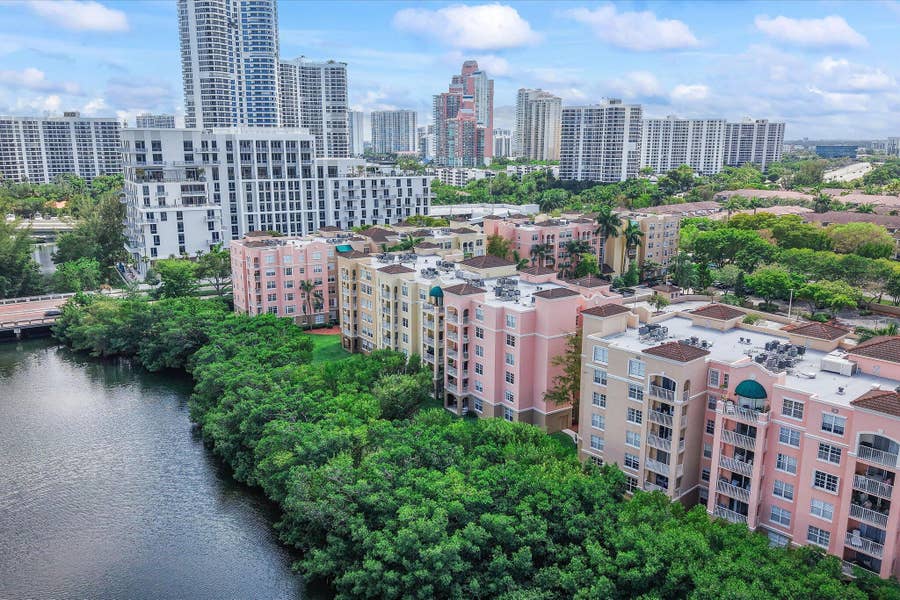 Property photo for 19601 E Country Club Drive, #7505, Aventura, FL