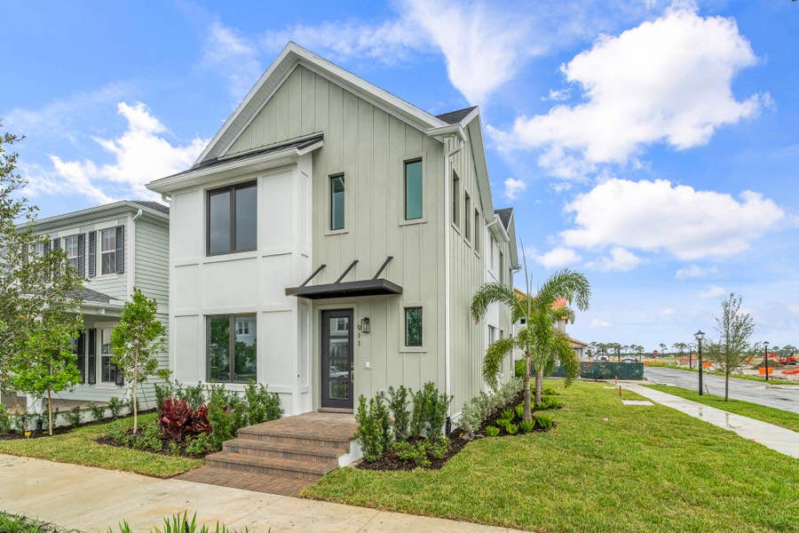 Property photo for 911 SW Newfield Avenue, Palm City, FL