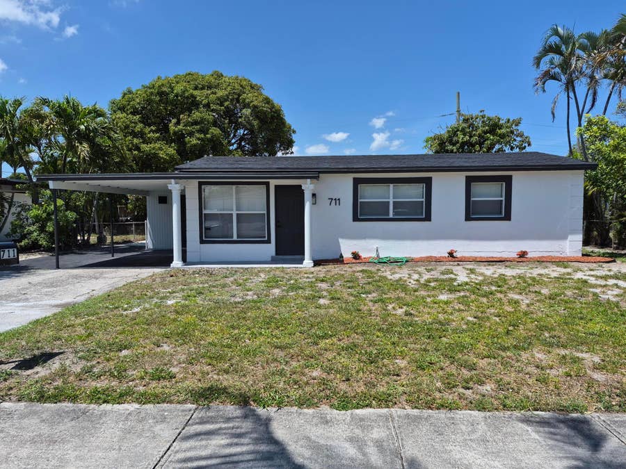 Property photo for 711 NW 18th Street, Pompano Beach, FL
