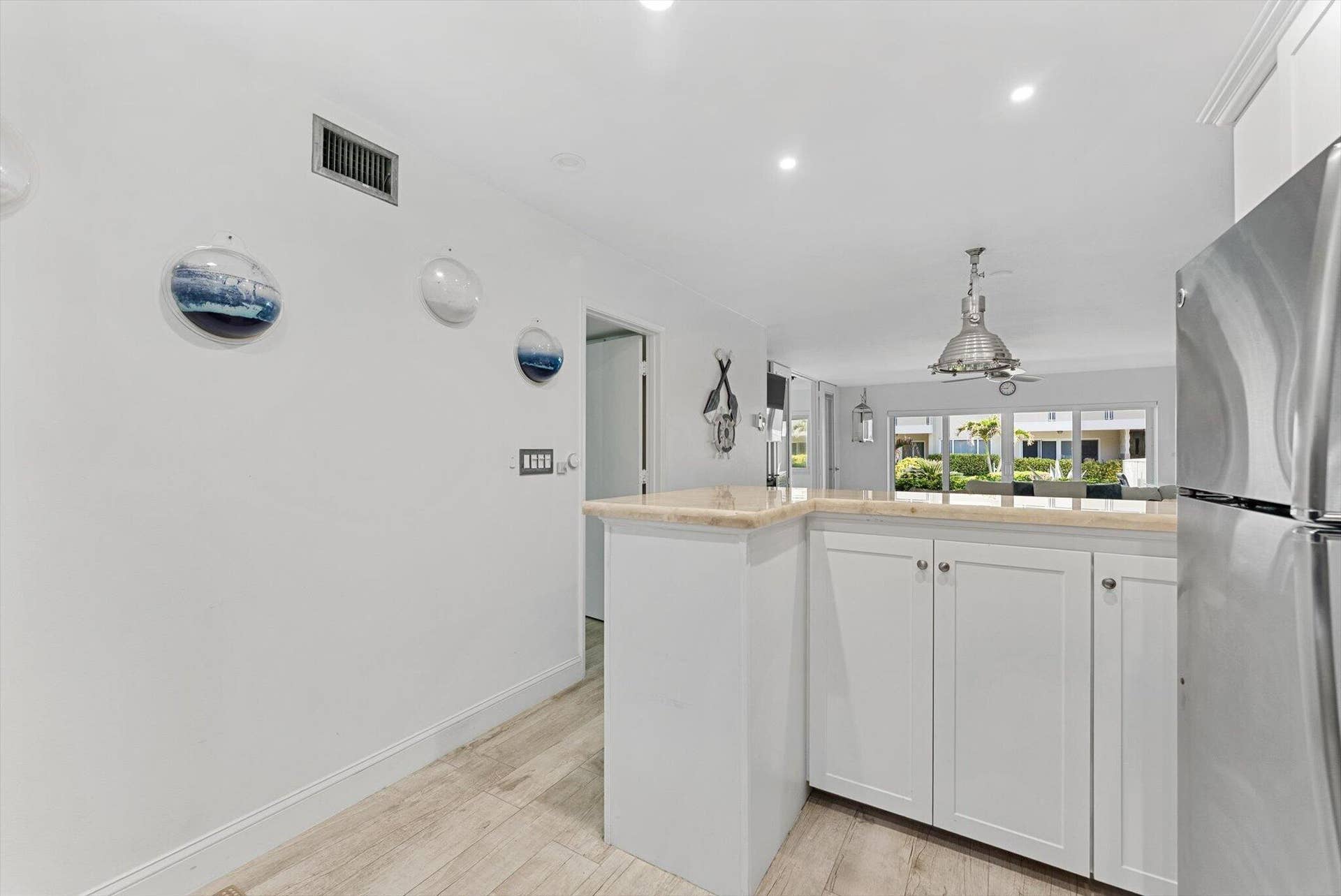 1199 Hillsboro Mile, #133, Hillsboro Beach, FL 33062 16-16