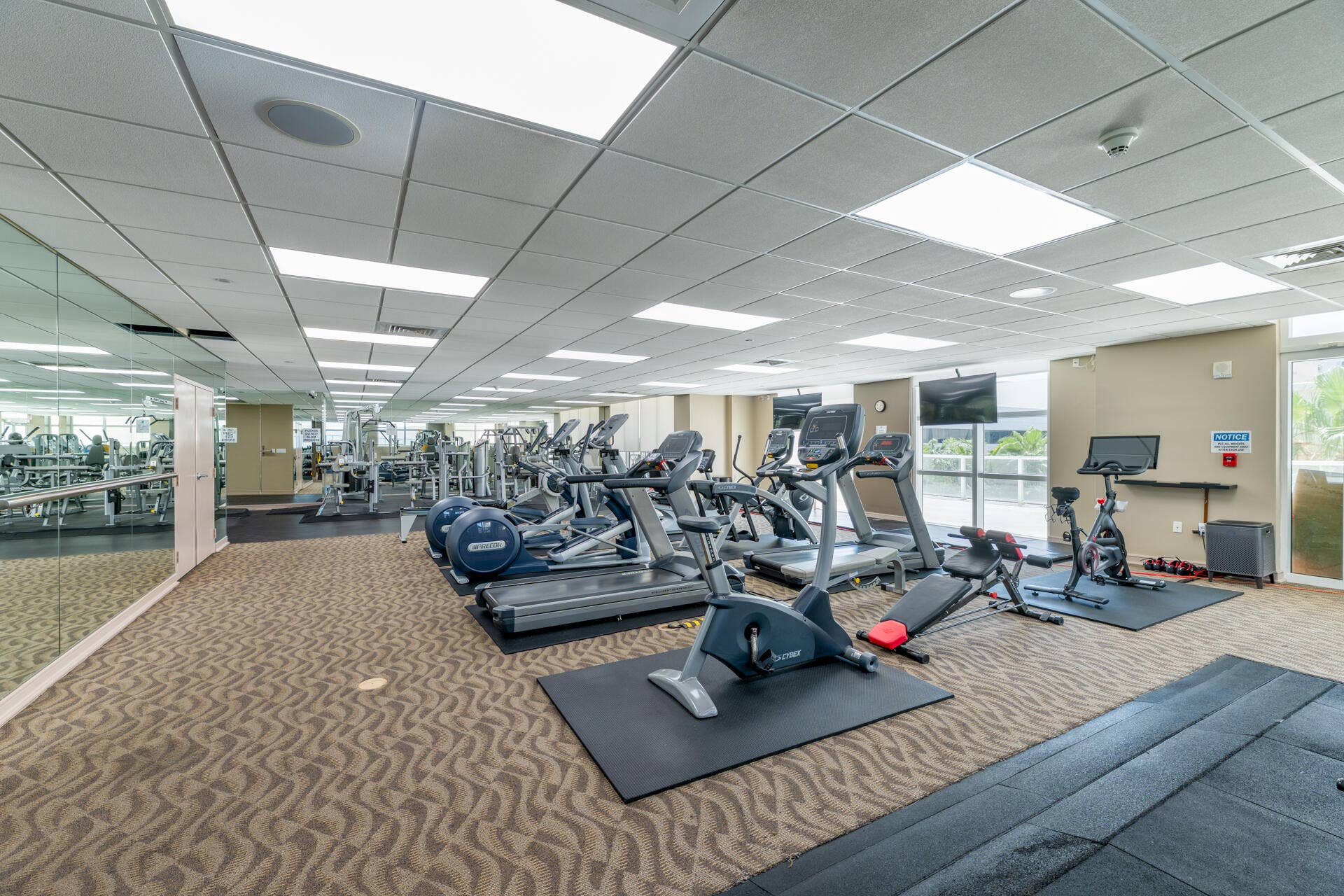 fitness center 2
