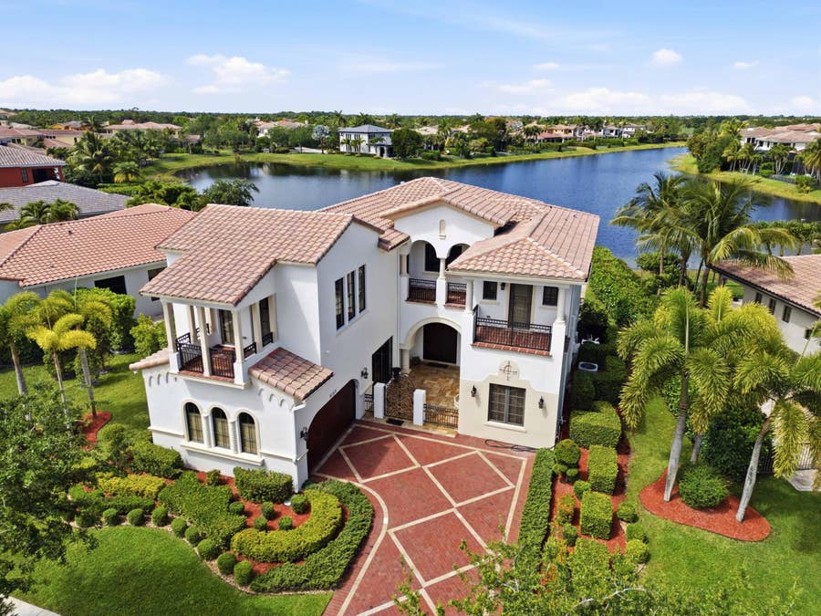 Property photo for 8289 Emerald Avenue, Parkland, FL