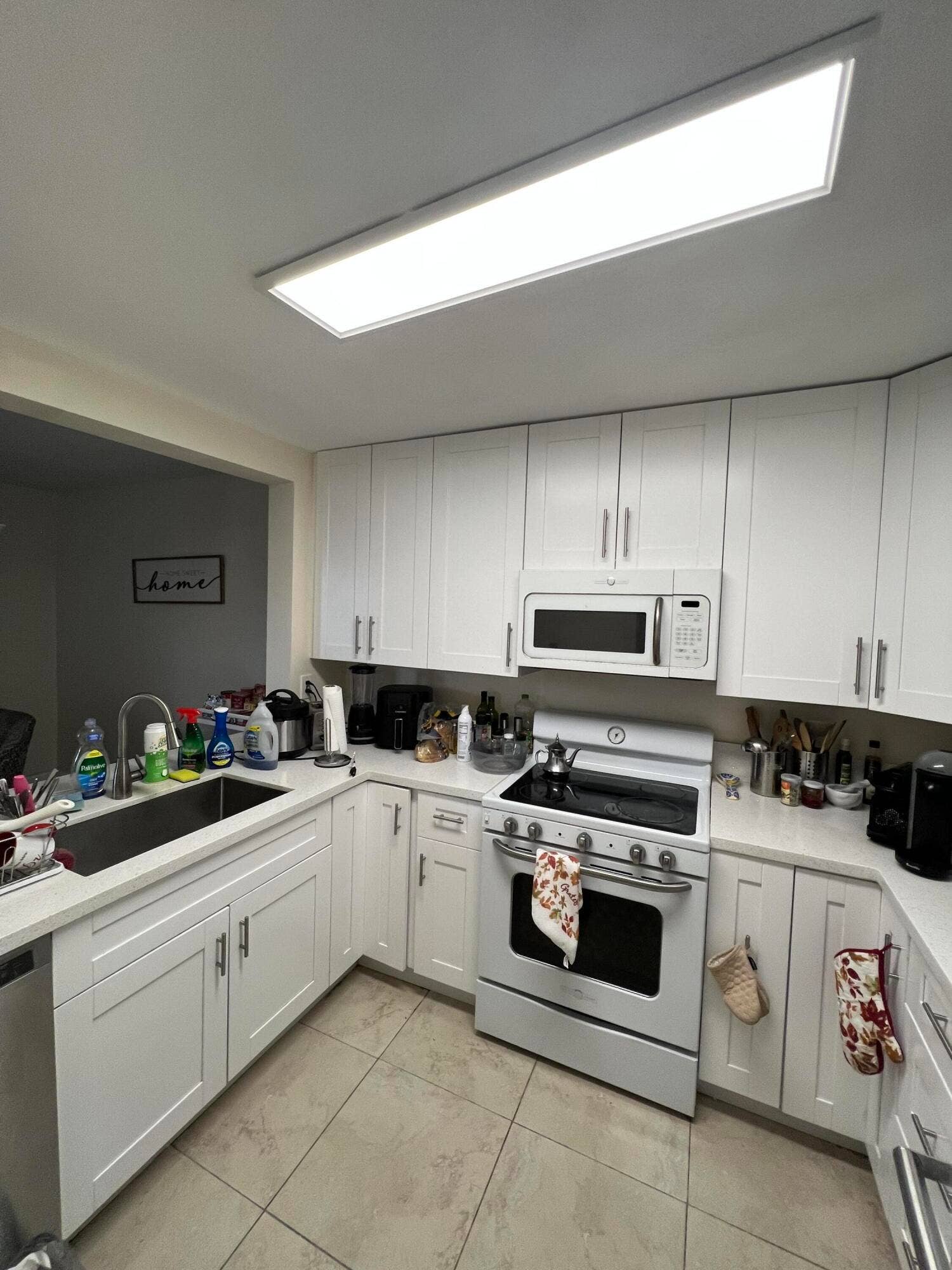 7173 Orange Drive, #118b, Davie, FL 33314 Kitchen
