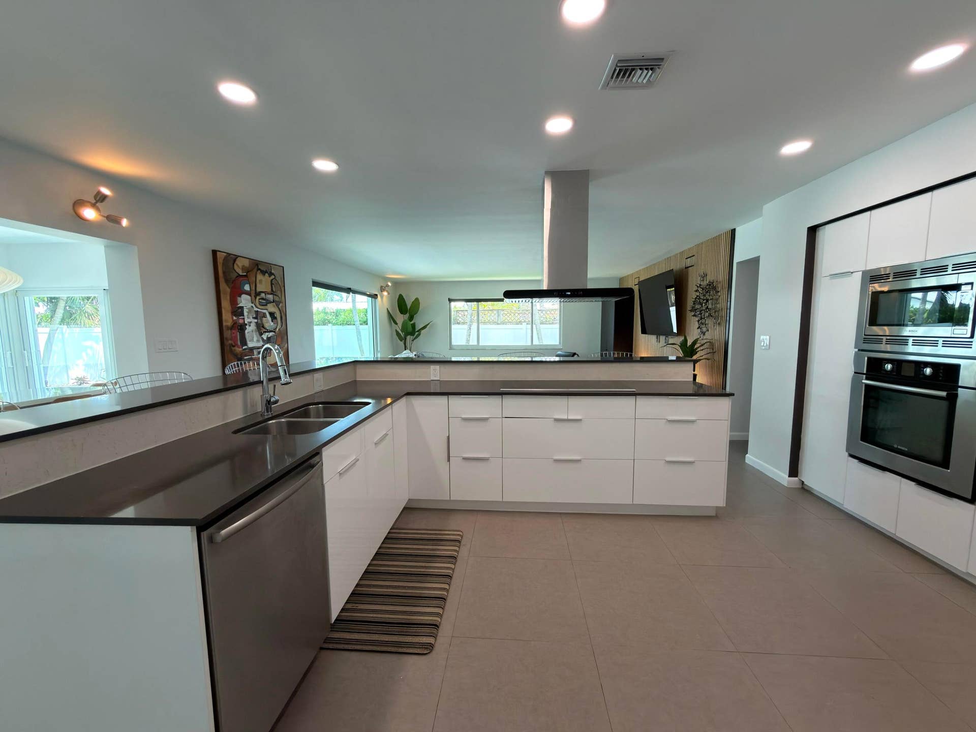 2222 NE 15th Court, Fort Lauderdale, FL 33304 IMG_7303