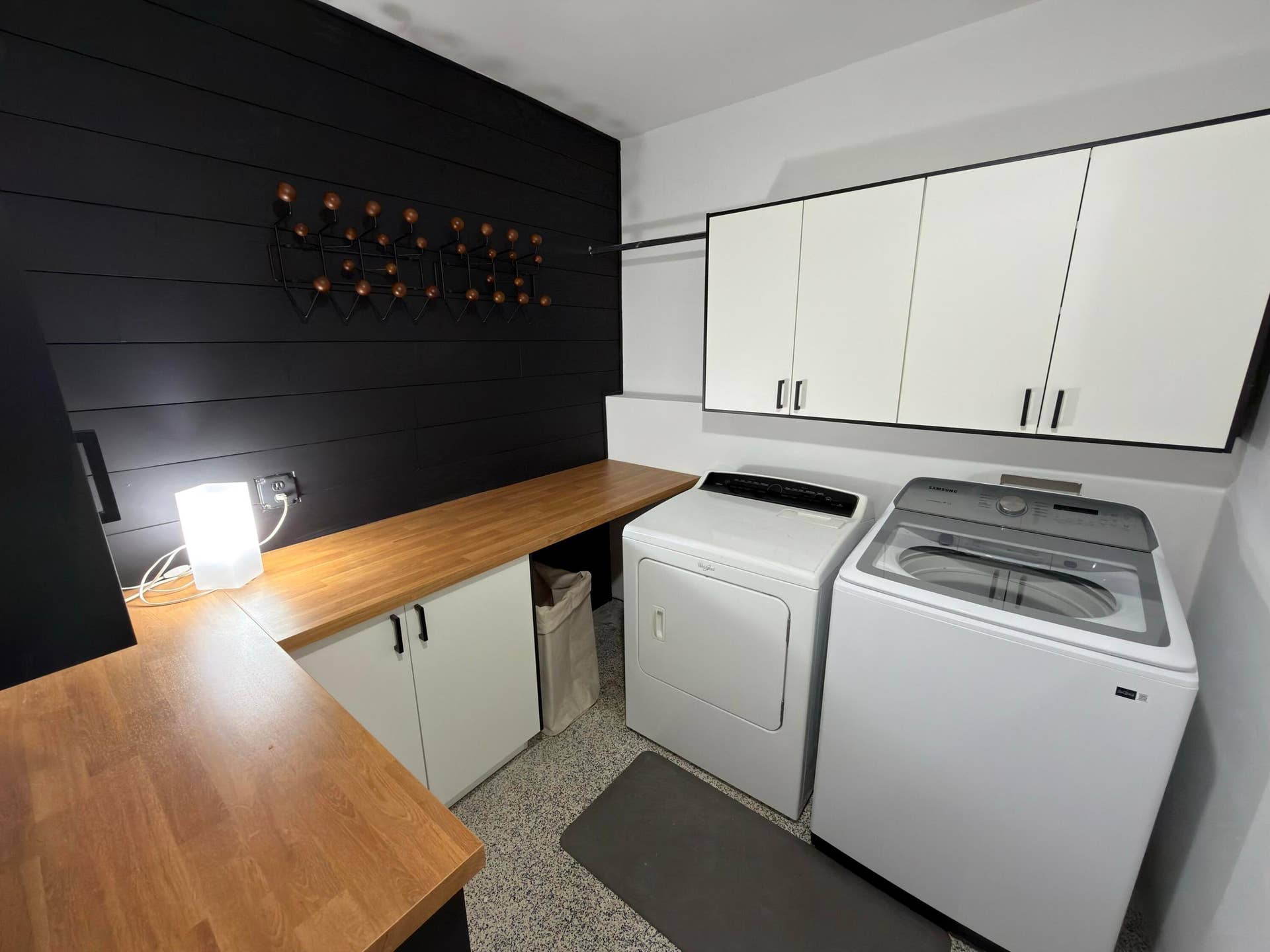 2222 NE 15th Court, Fort Lauderdale, FL 33304 laundry room