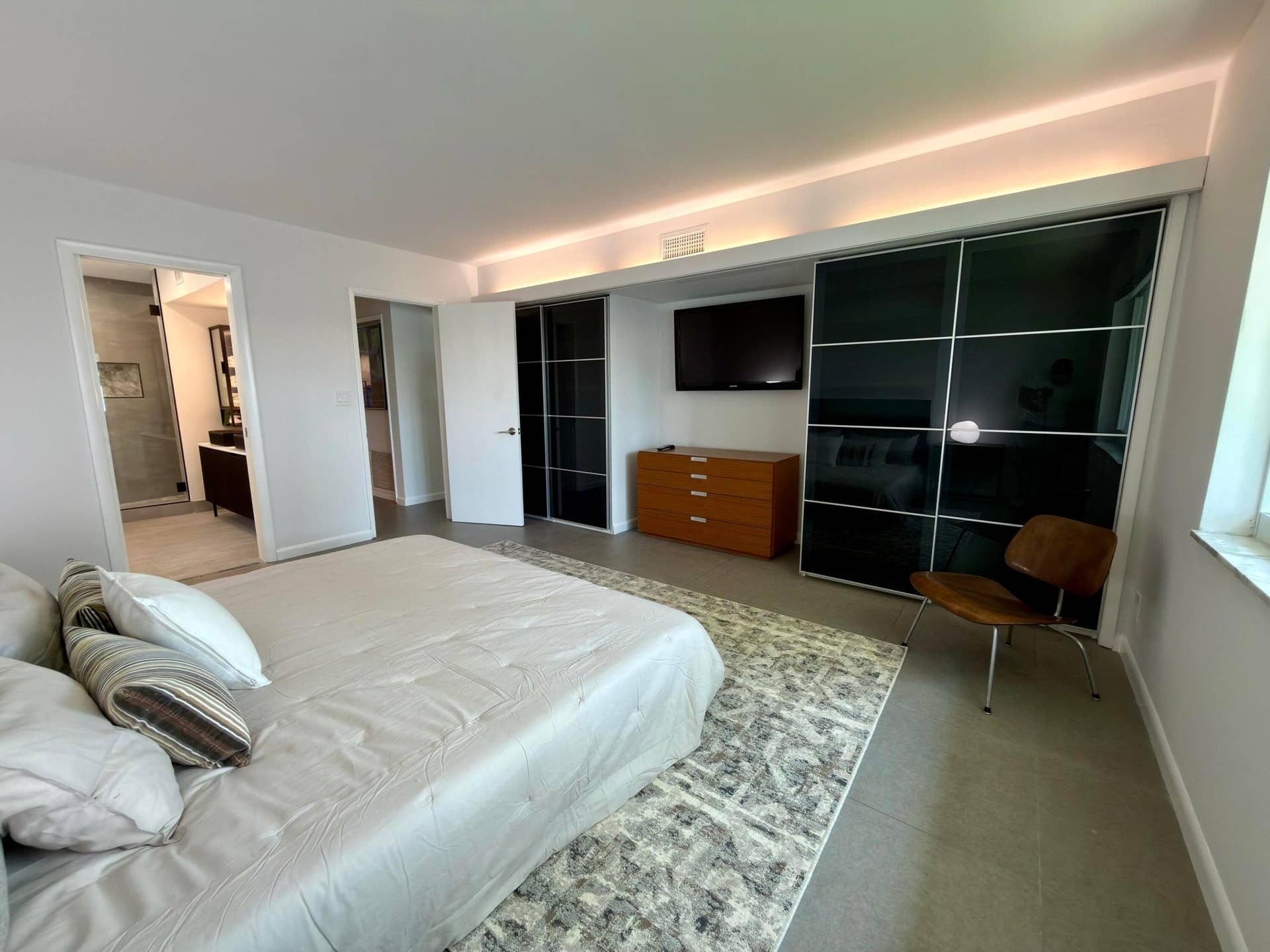2222 NE 15th Court, Fort Lauderdale, FL 33304 IMG_7331