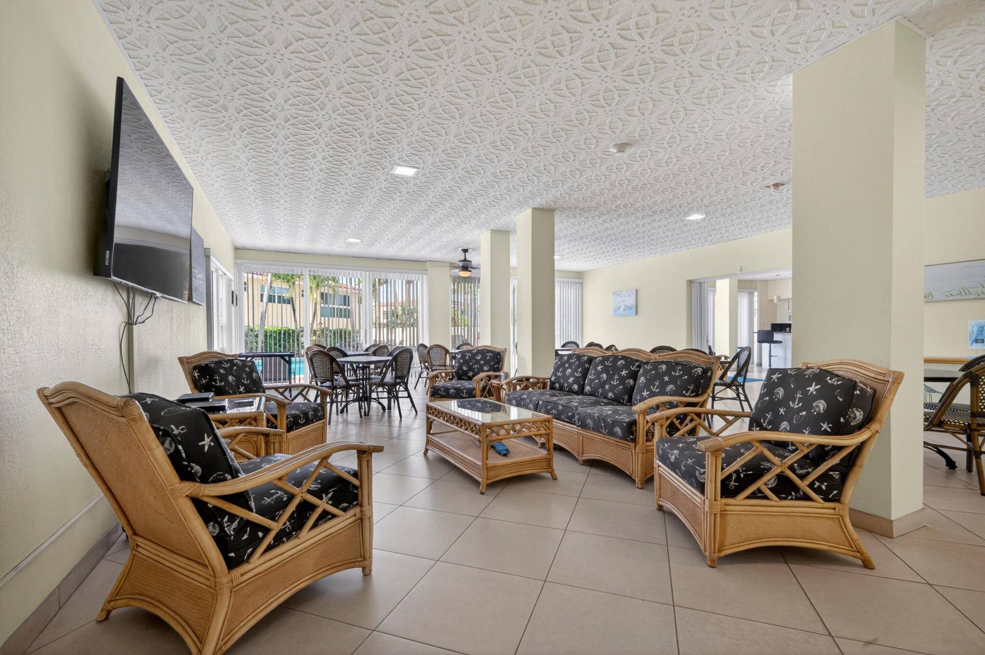 6000 N Ocean Boulevard, #2a, Lauderdale By The Sea, FL 33308 028-022-Recreation Room-4000x2660