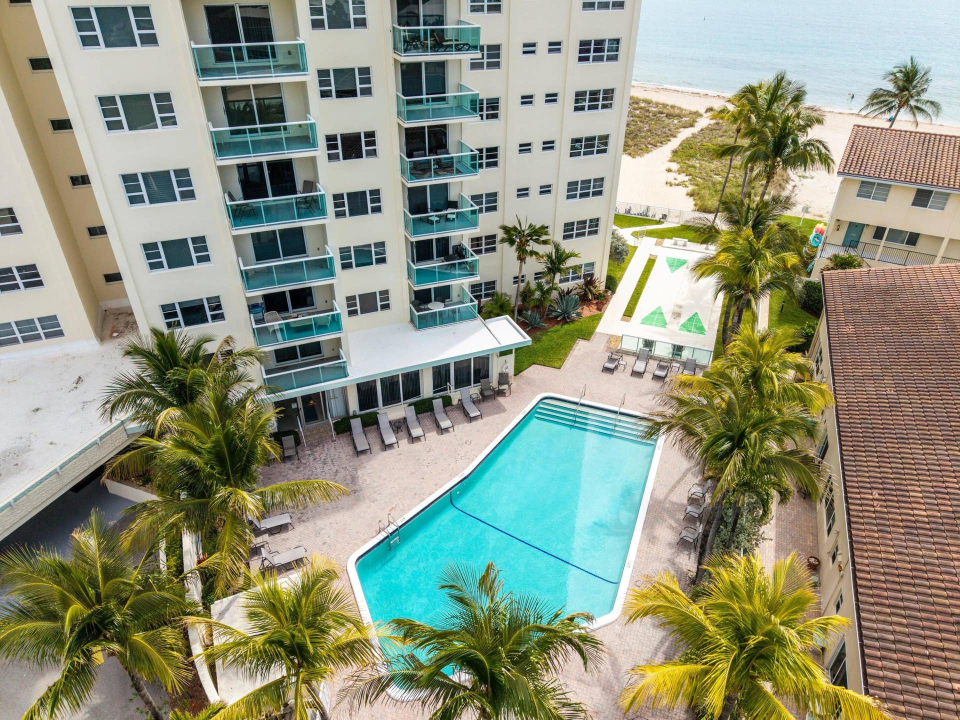 6000 N Ocean Boulevard, #2a, Lauderdale By The Sea, FL 33308 004-016-Pool-4000x3000