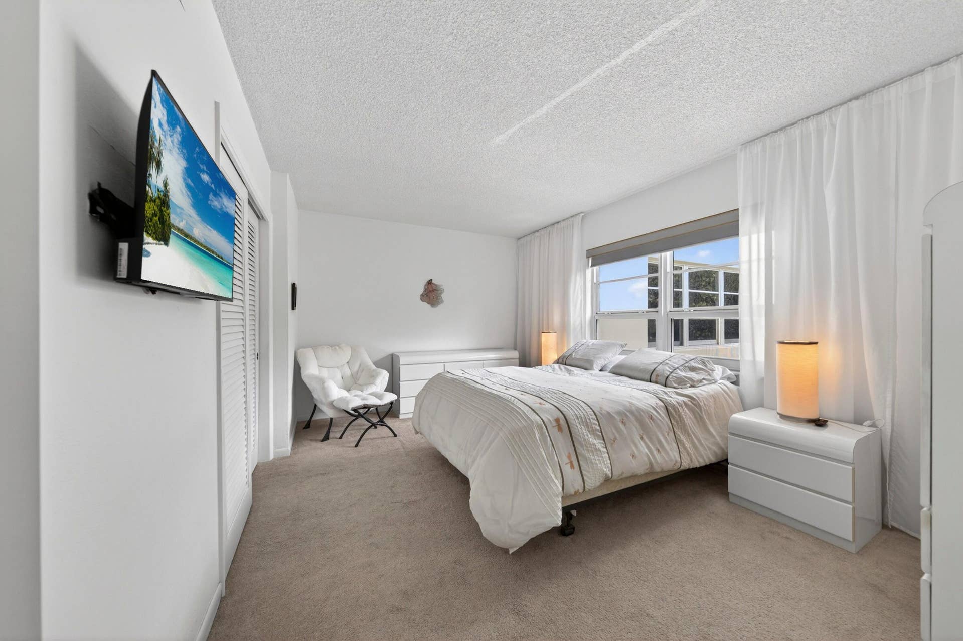 6000 N Ocean Boulevard, #2a, Lauderdale By The Sea, FL 33308 009-014-Bedroom-4000x2662