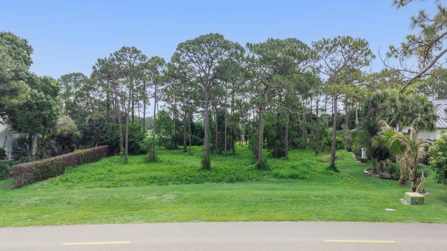 Property photo for 19051 SE Old Trail Drive W, Jupiter, FL