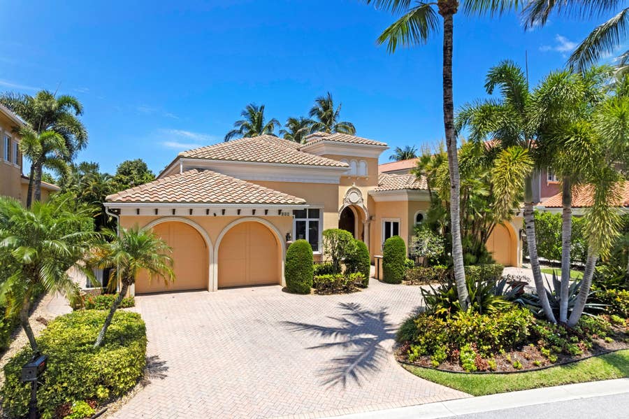Property photo for 841 Harbour Isle Place, North Palm Beach, FL
