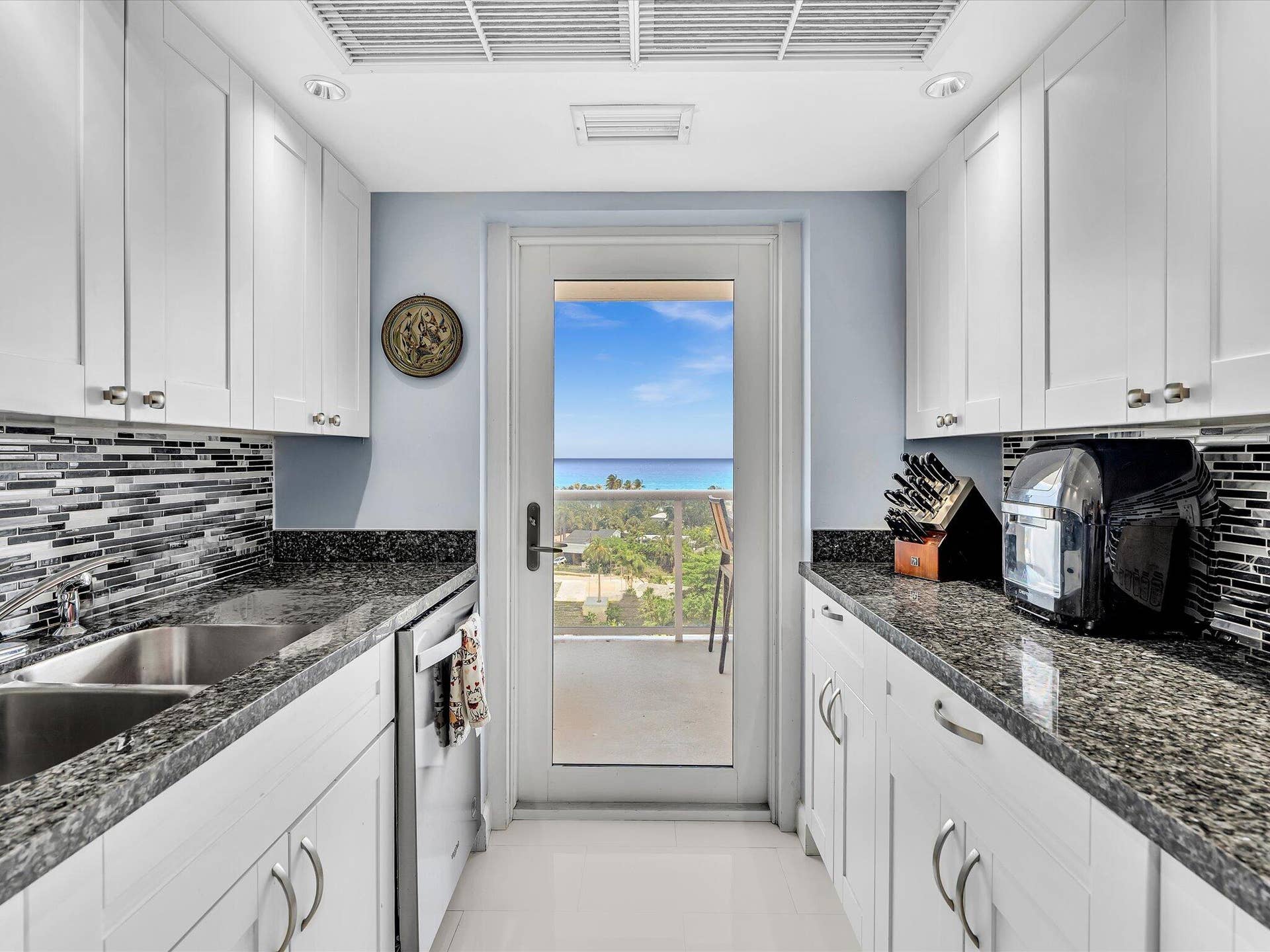 2841 N Ocean Boulevard, #1102, Fort Lauderdale, FL 33308 26-FPP00651