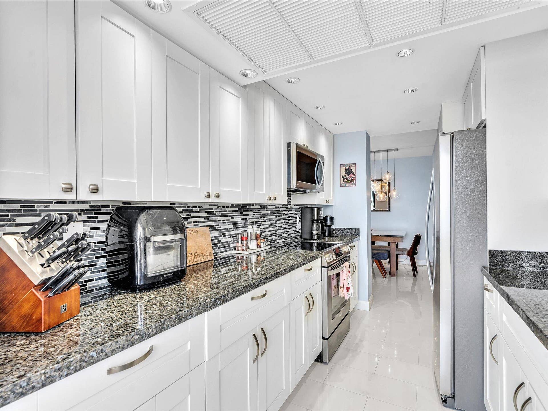 2841 N Ocean Boulevard, #1102, Fort Lauderdale, FL 33308 35-FPP00696