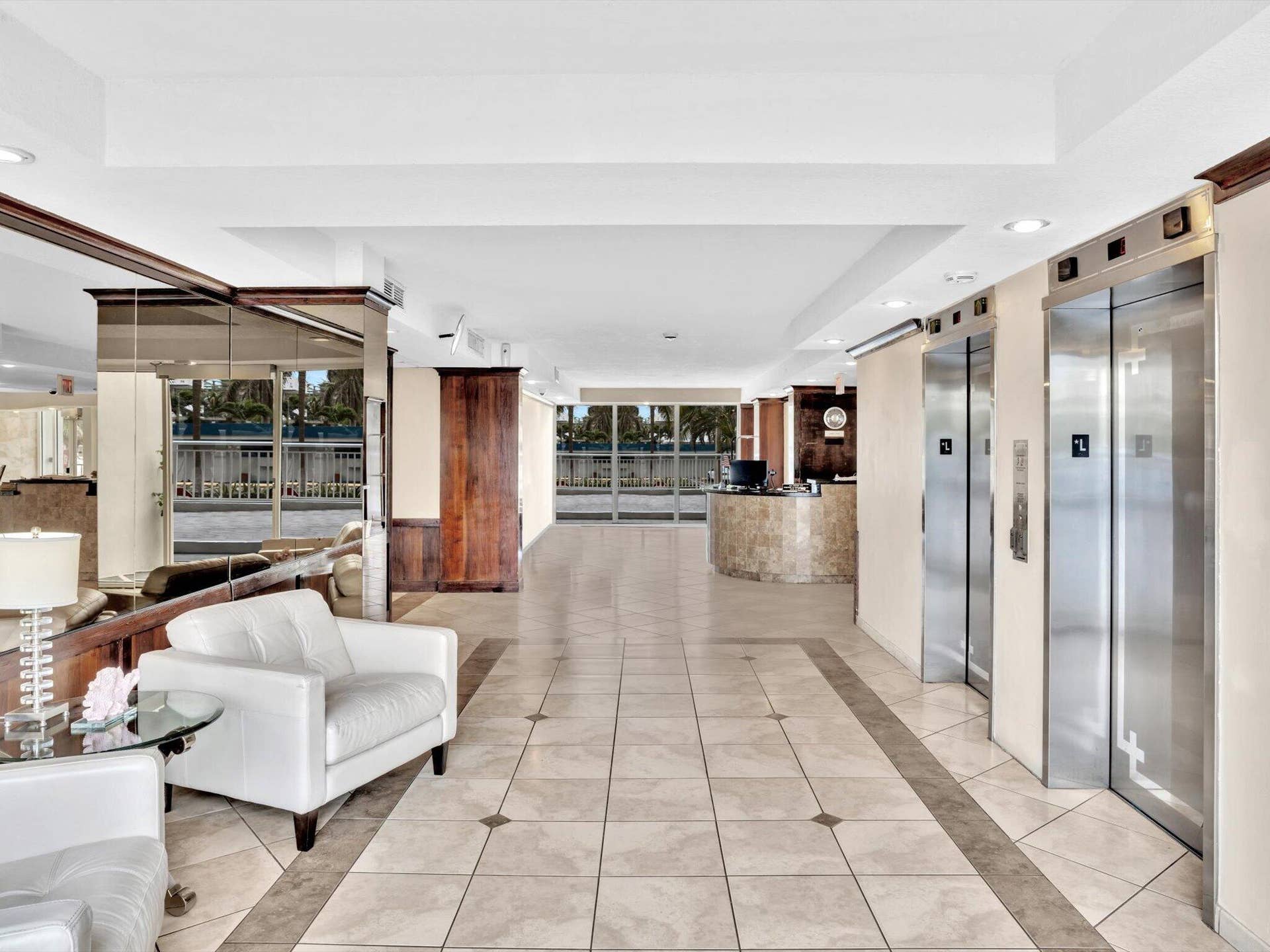 2841 N Ocean Boulevard, #1102, Fort Lauderdale, FL 33308 52-DSC00366