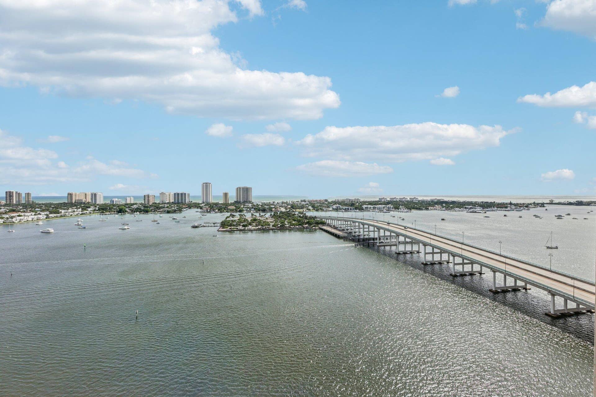 40-web-or-mls-Lake Shore Dr 2008-S0710-0