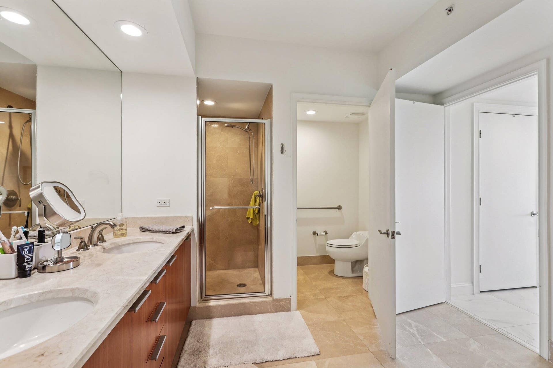 34-web-or-mls-Lake Shore Dr 2008-S0710-0