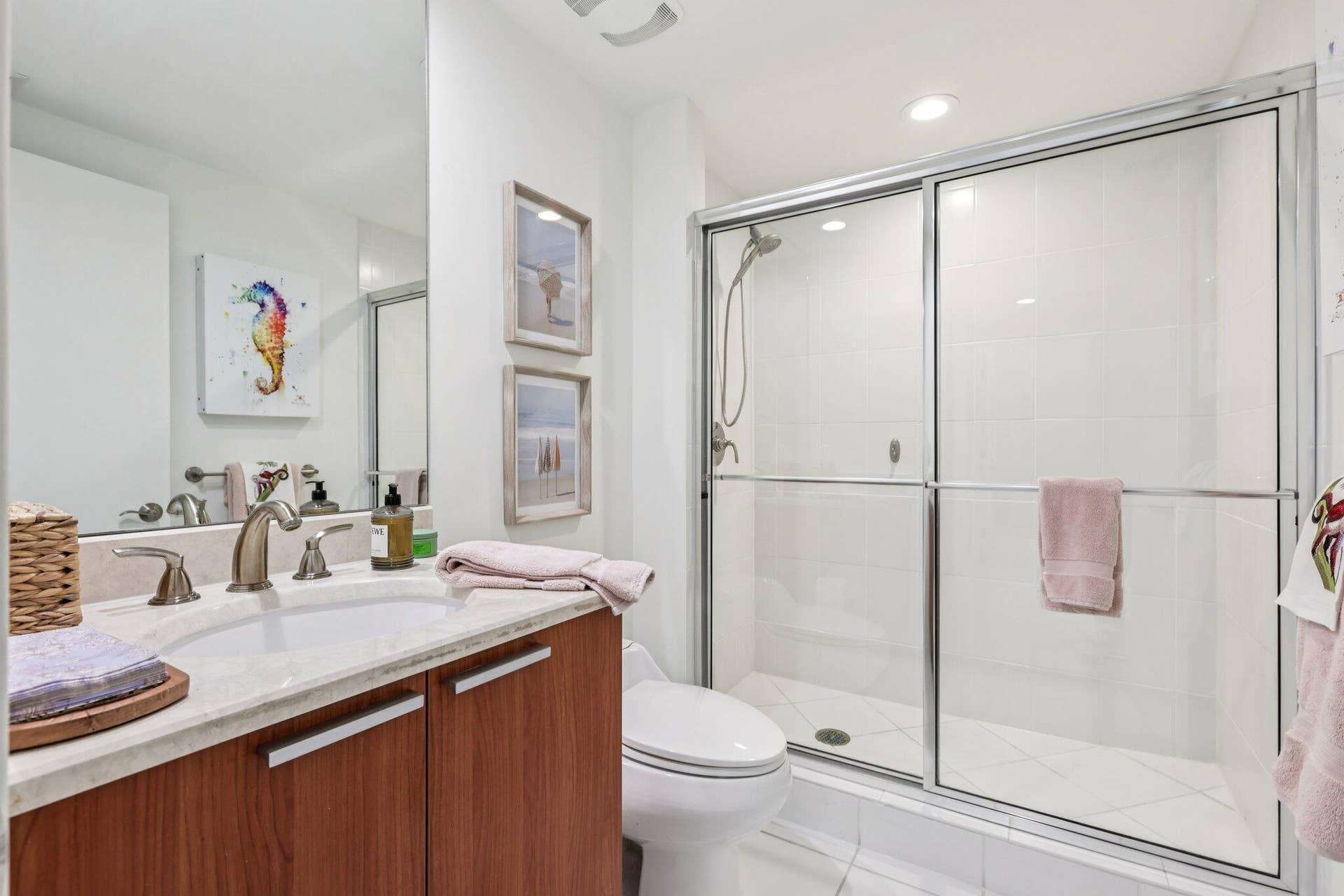 28-web-or-mls-Lake Shore Dr 2008-S0710-0