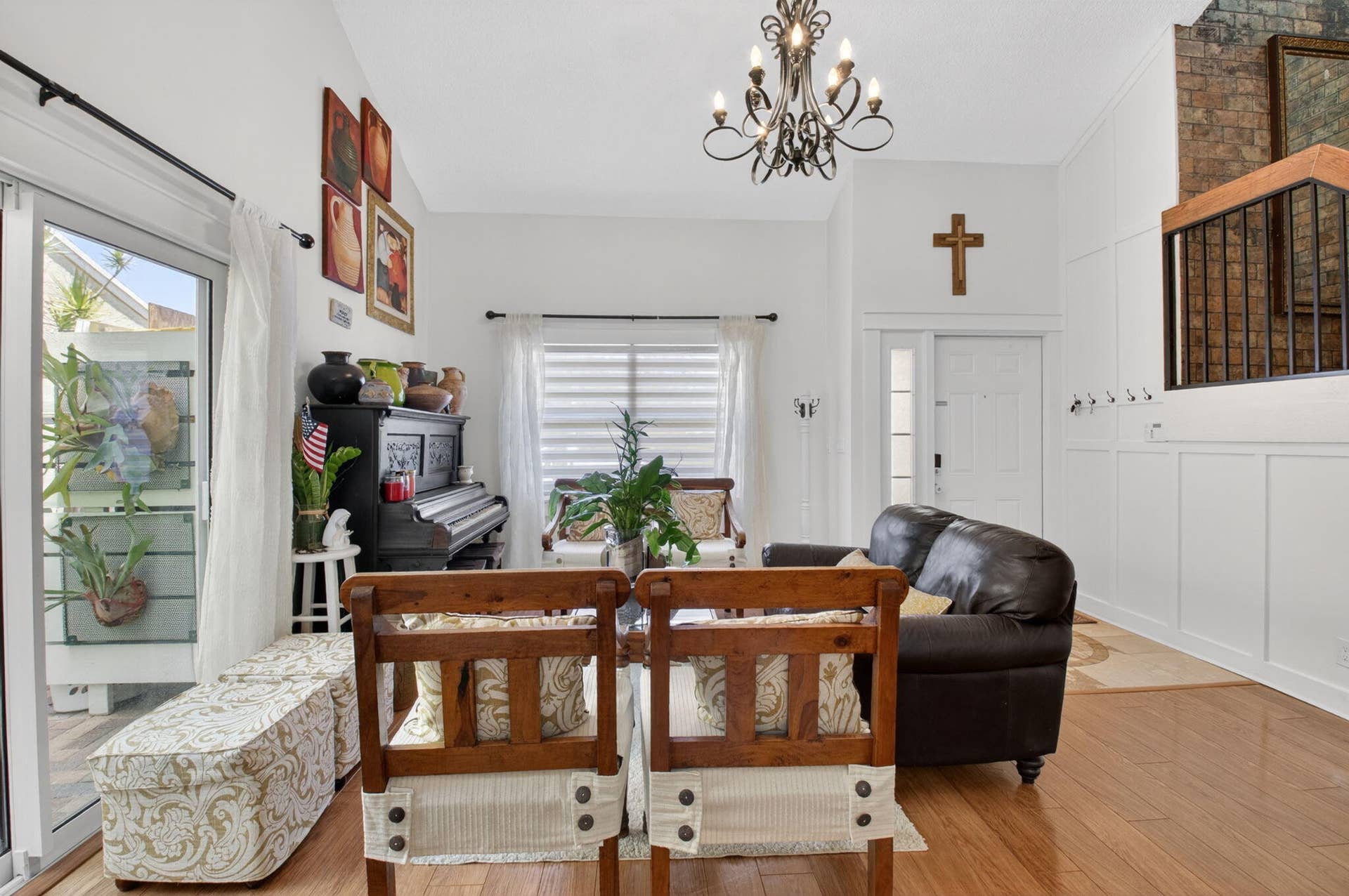 22859 N Sandalfoot Boulevard, Boca Raton, FL 33428 Living Room