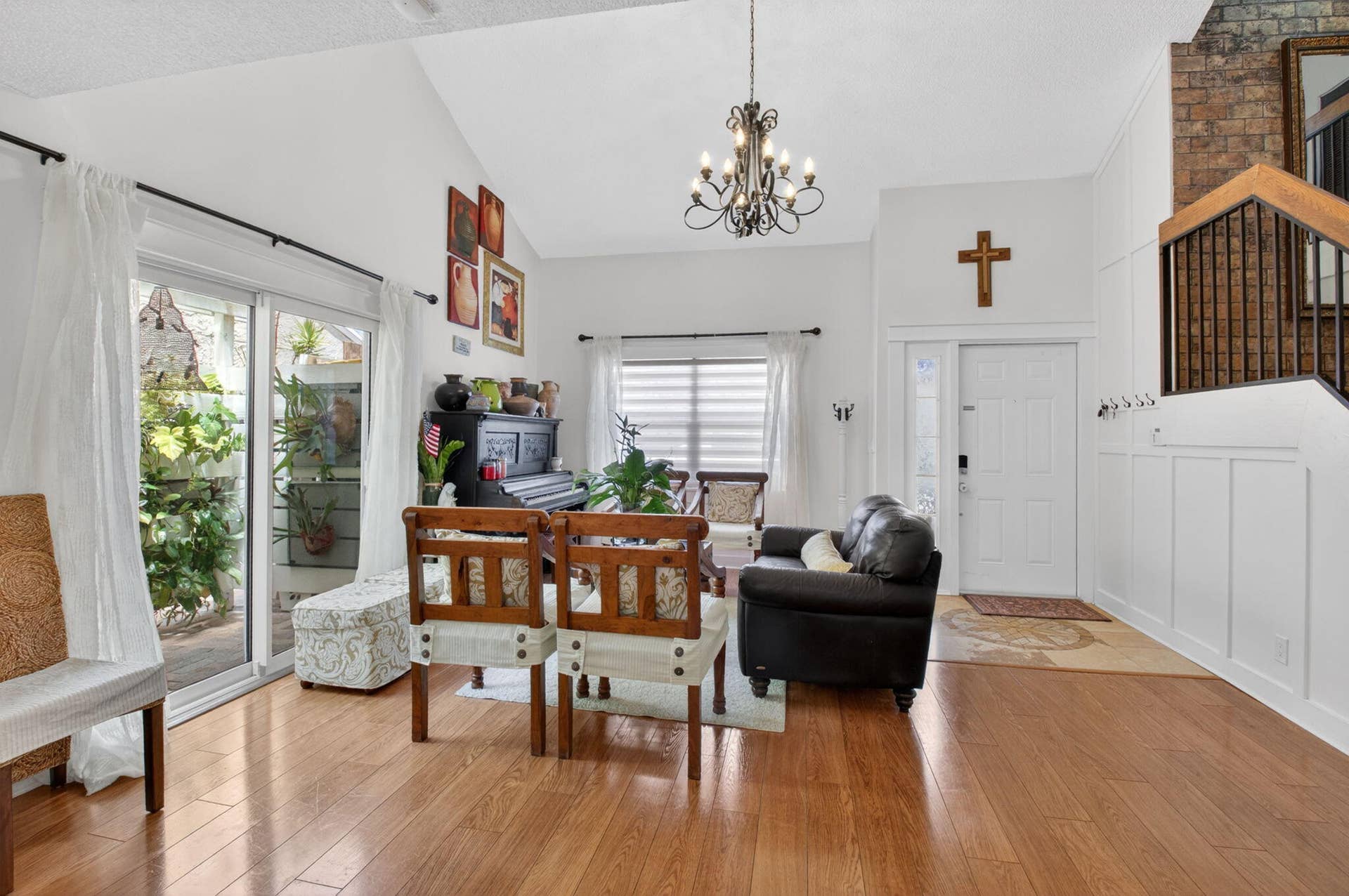 22859 N Sandalfoot Boulevard, Boca Raton, FL 33428 Living Room