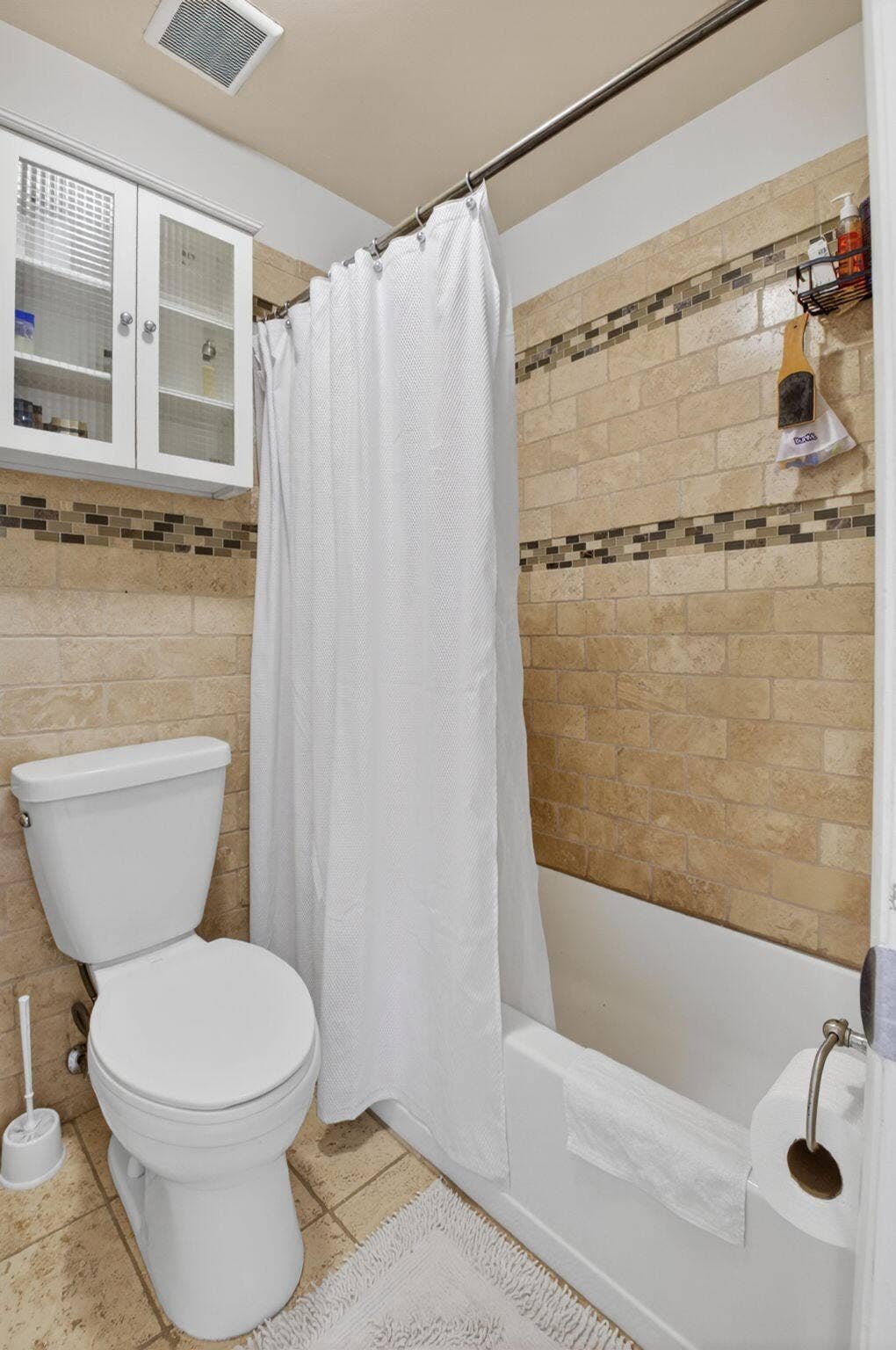 22859 N Sandalfoot Boulevard, Boca Raton, FL 33428 Bathroom 1