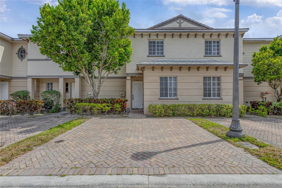 Property photo for 2037 Nassau Drive, #2037, Riviera Beach, FL