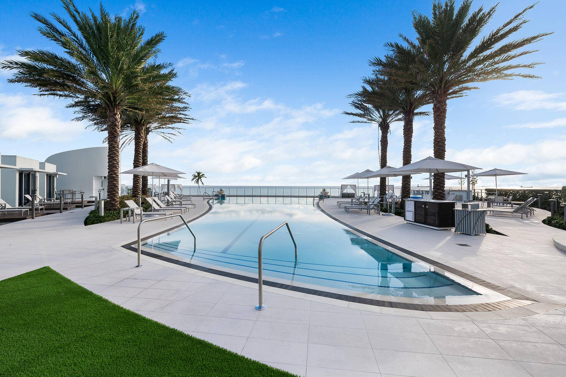 701 N Fort Lauderdale Beach Boulevard, #406, Fort Lauderdale, FL 33304 Paramount amenities Fort Lauderdale-12