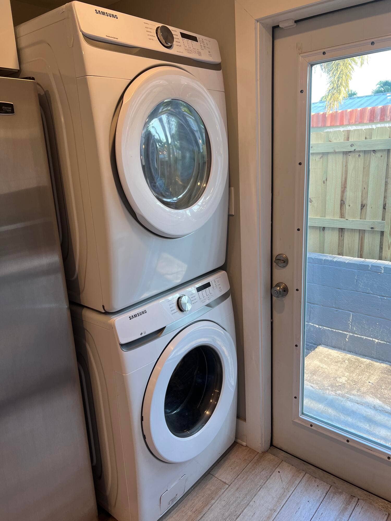 Full Size Washer/Dryer