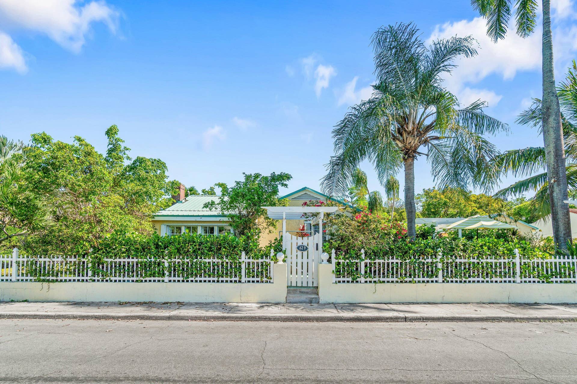 Fenced Yard