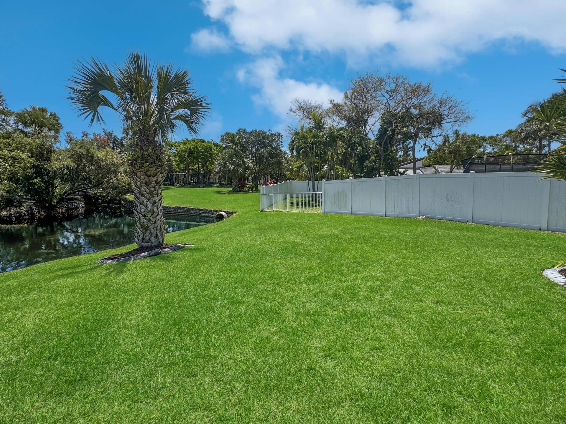 180 NW 47th Avenue, Deerfield Beach, FL 33442 2fa31963e1ed95ff2dbfb608cfa8f9effca37da4