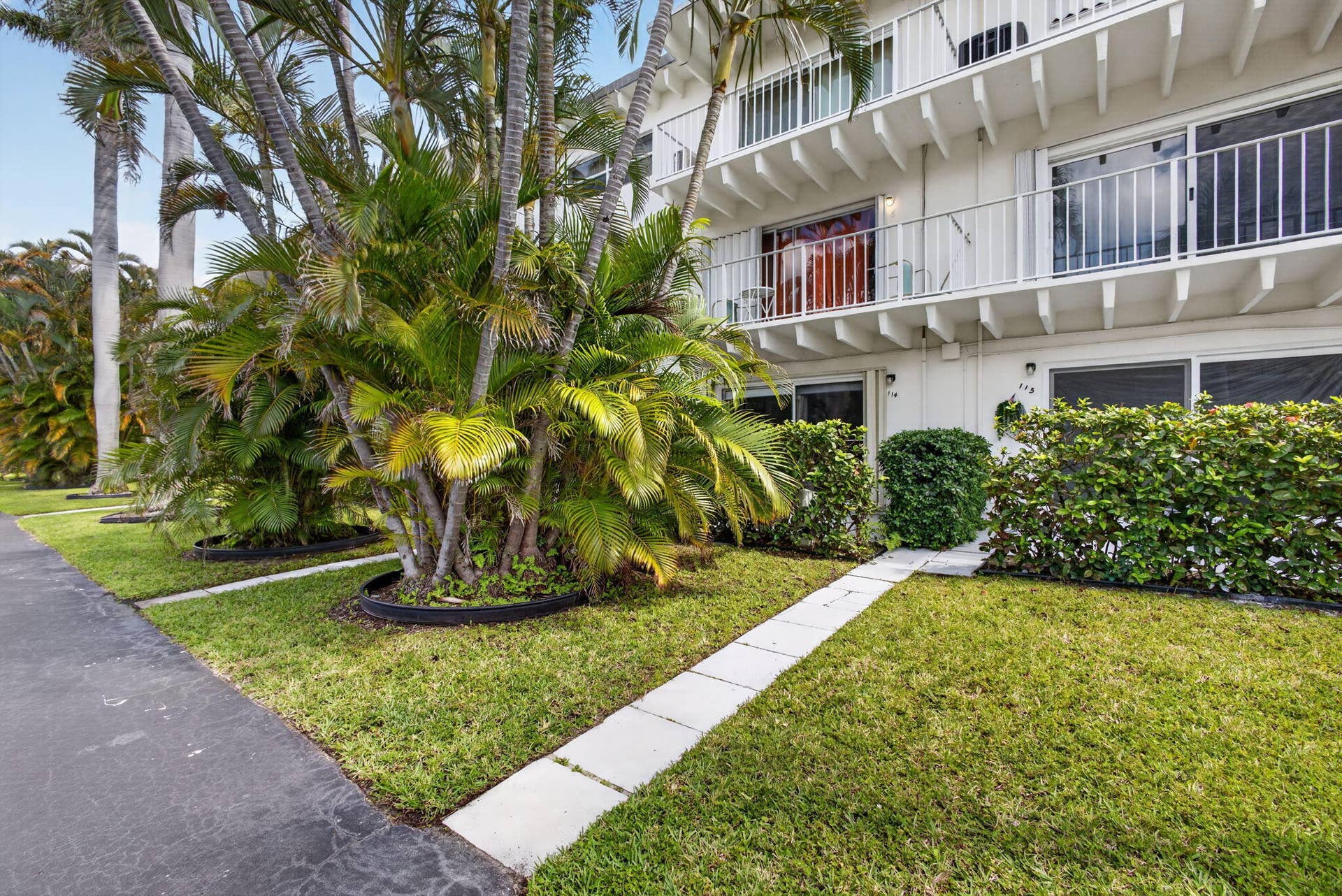 4001 S Ocean Boulevard, #114, South Palm Beach, FL 33480 Private Patio Entrance