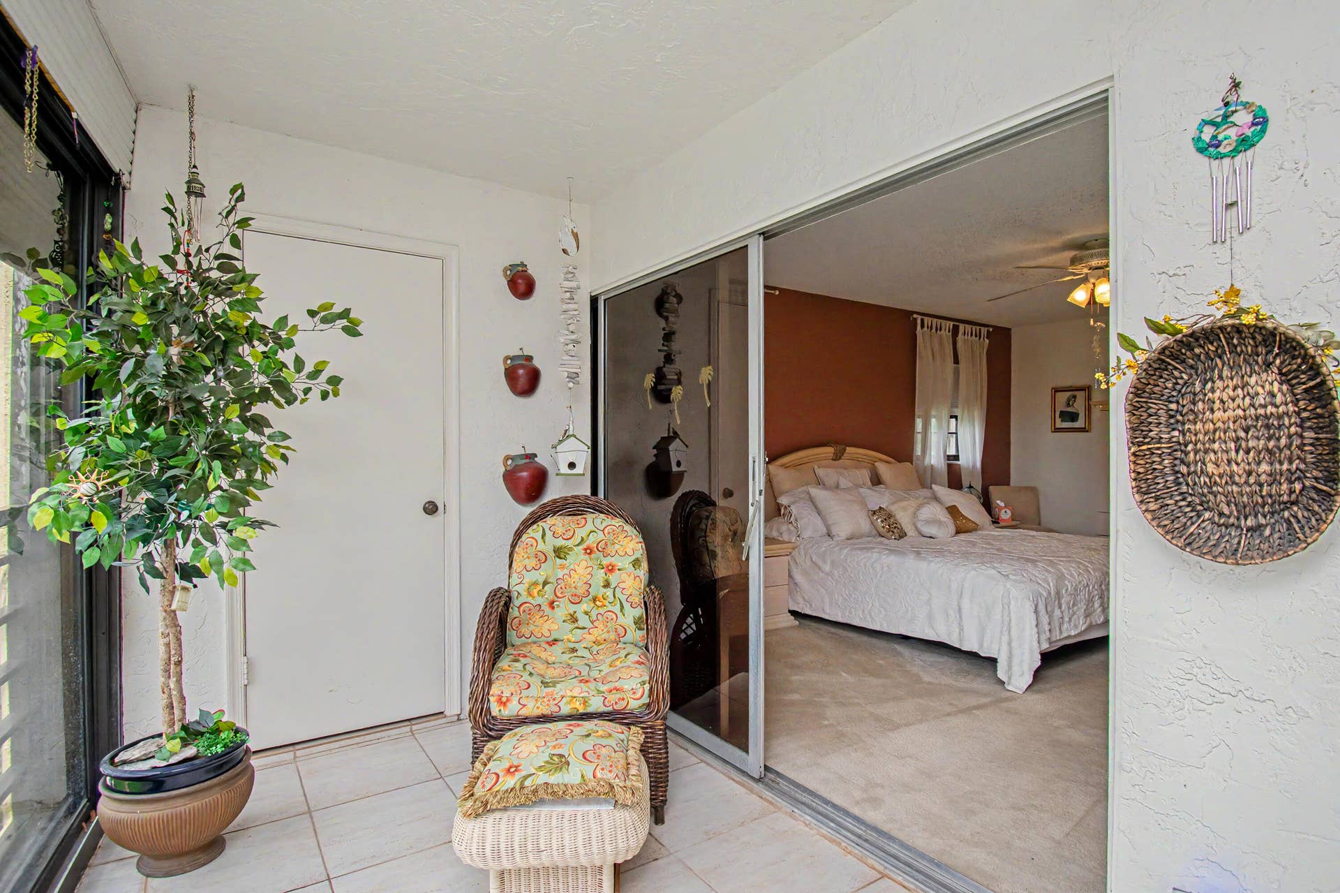 23370 N Carolwood Lane N, #409, Boca Raton, FL 33428 D87F5A55-D6A4-4010-9579-F20681E699B1