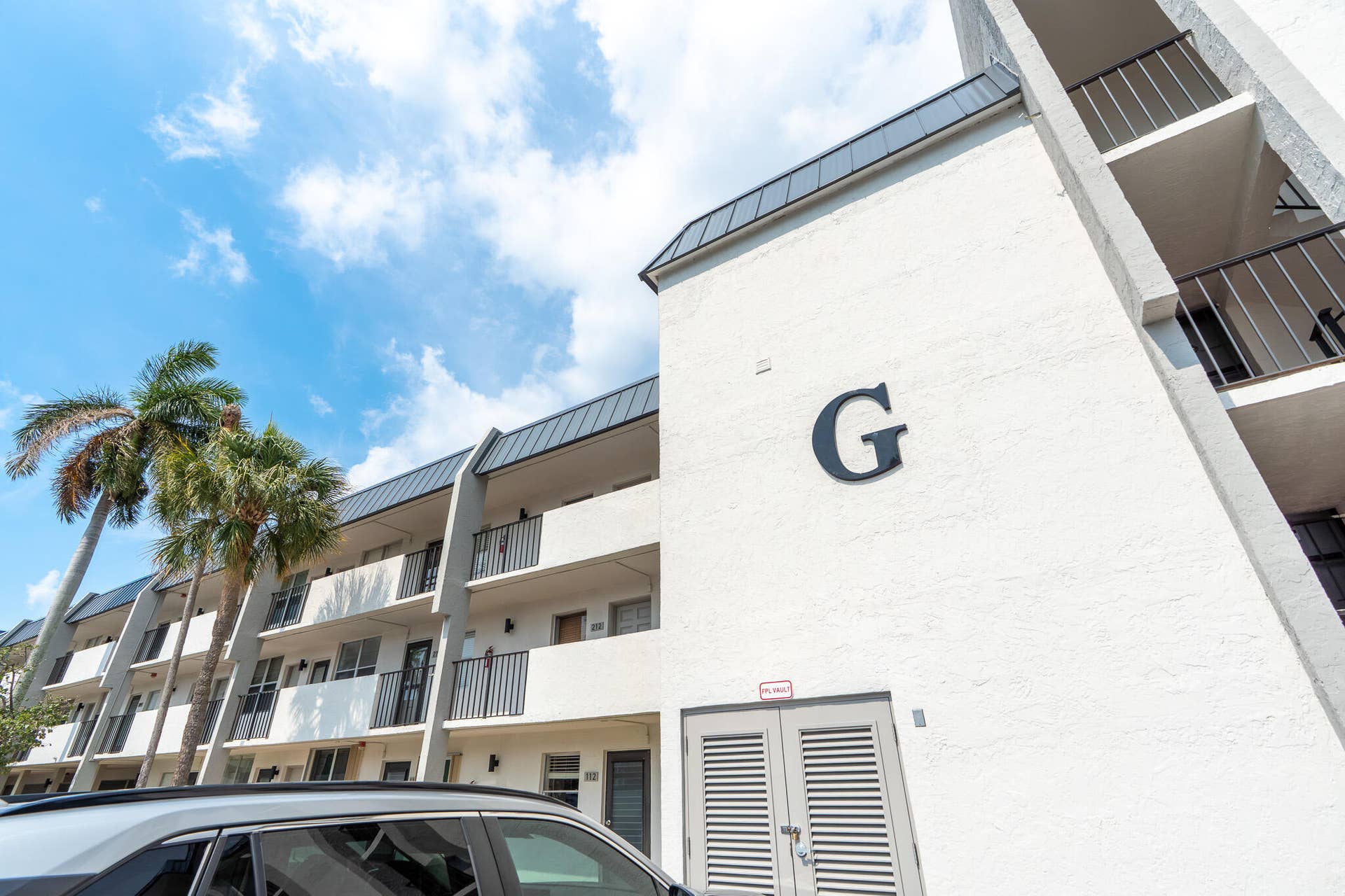 Front of structure... "G" building