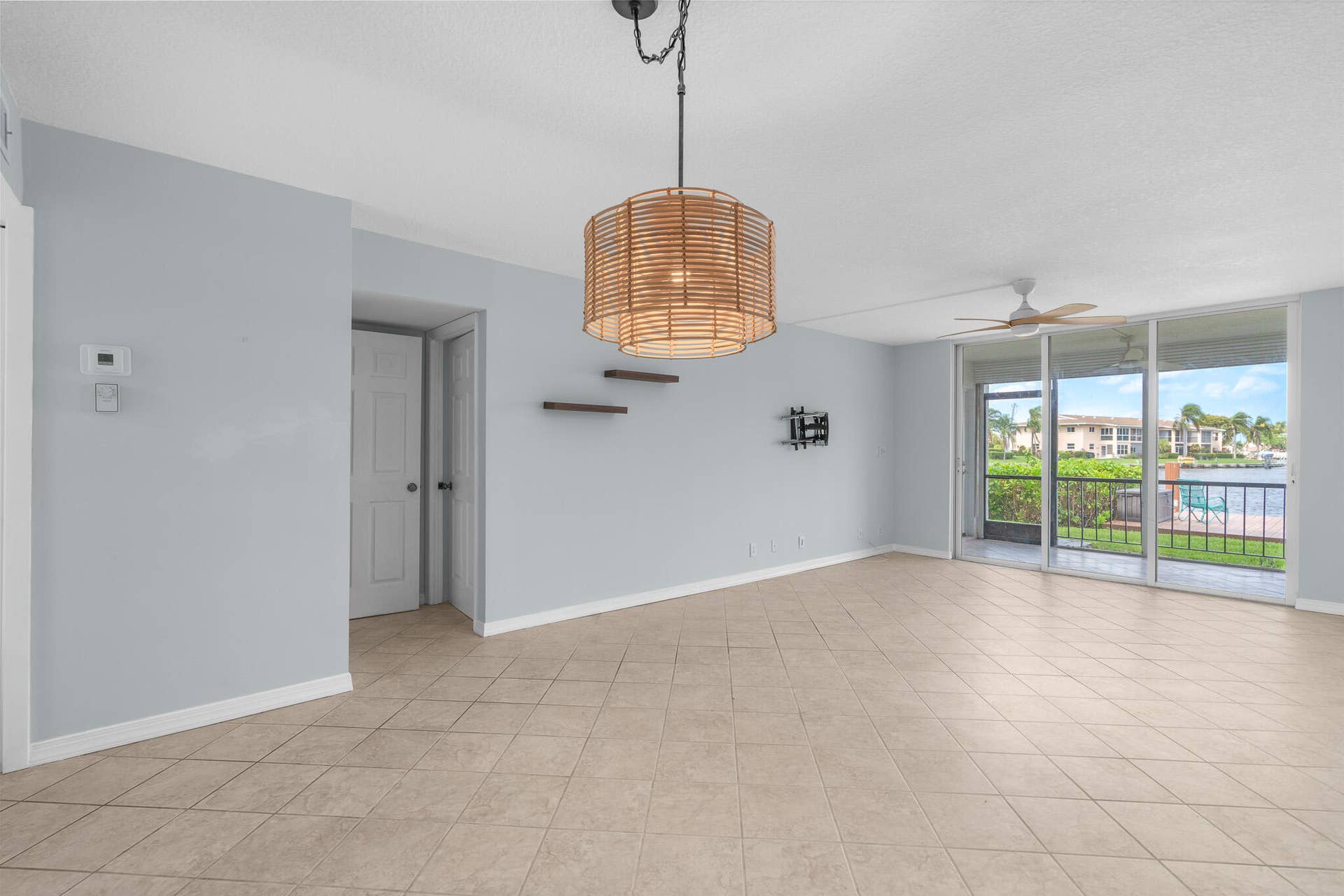 Living/ dining room