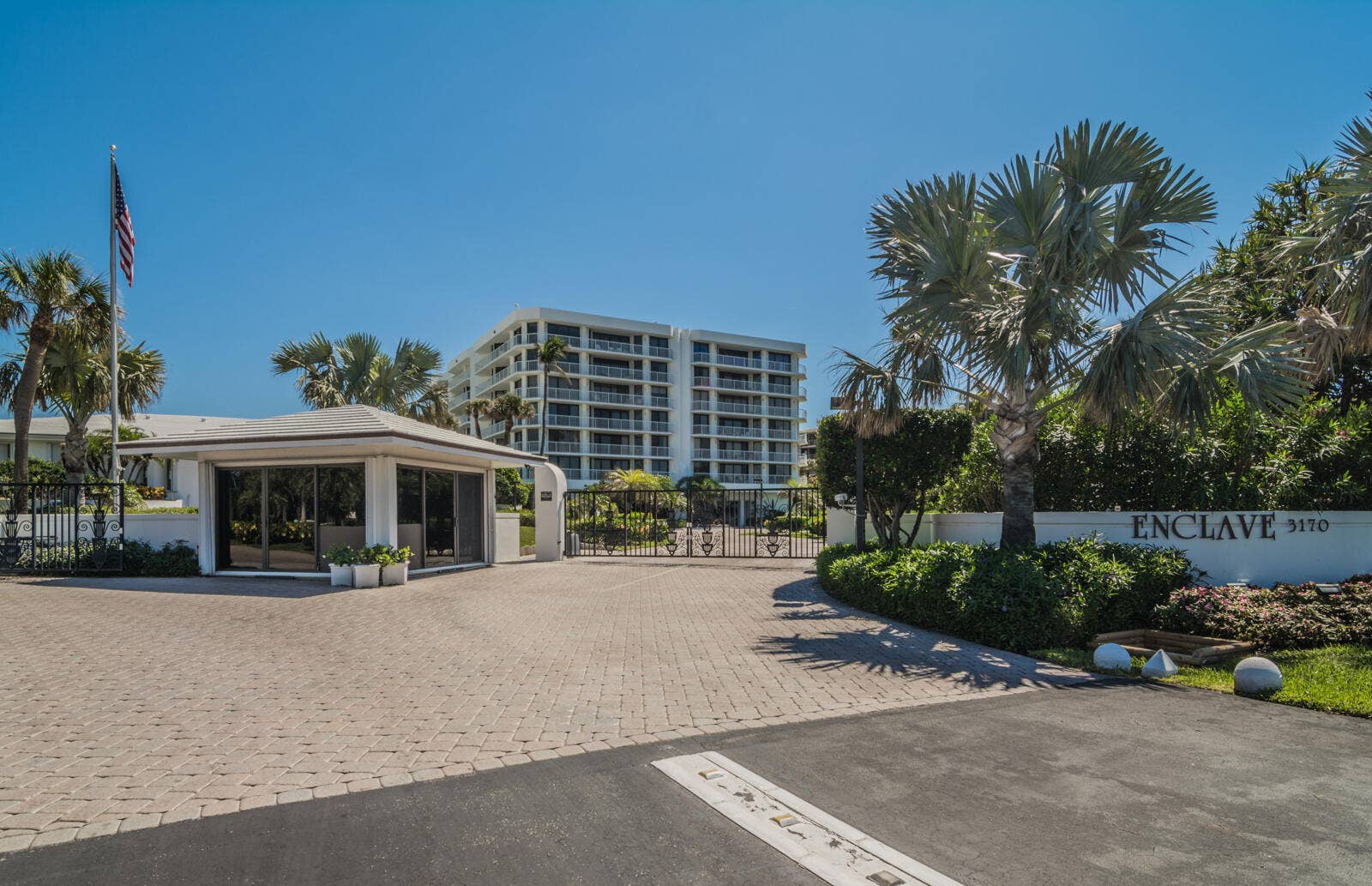 3170 S Ocean Boulevard, #N204, Palm Beach, FL 33480 Gatehouse Entrance