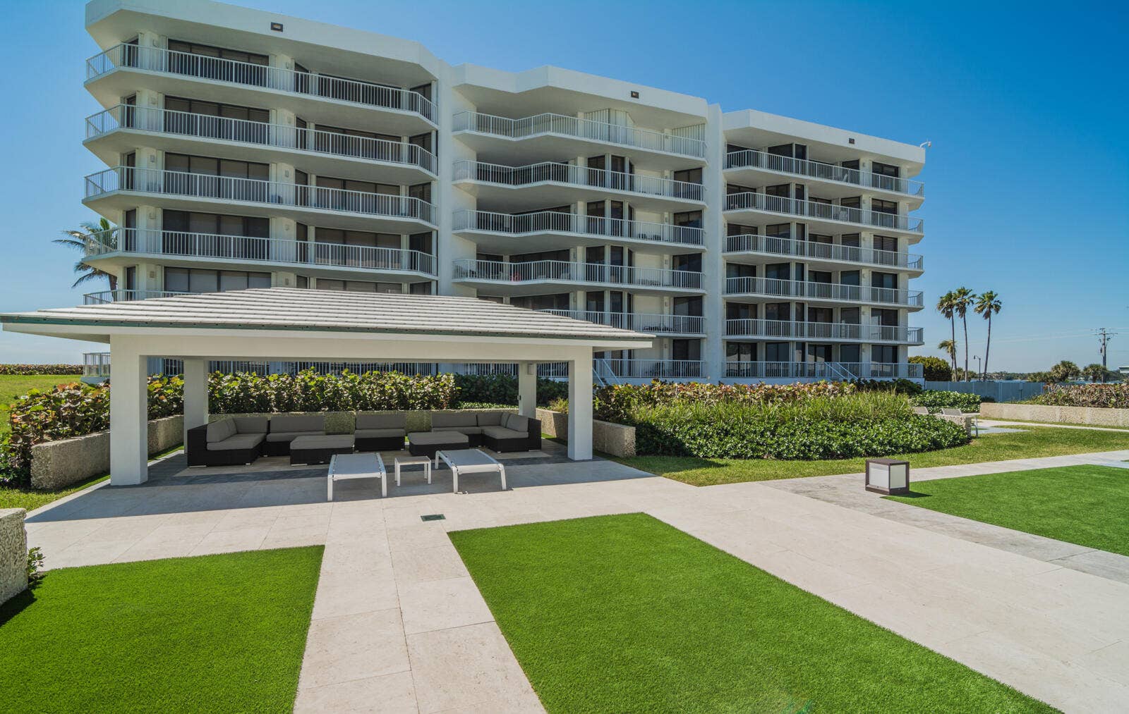 3170 S Ocean Boulevard, #N204, Palm Beach, FL 33480 Outdoor Pavilion Area