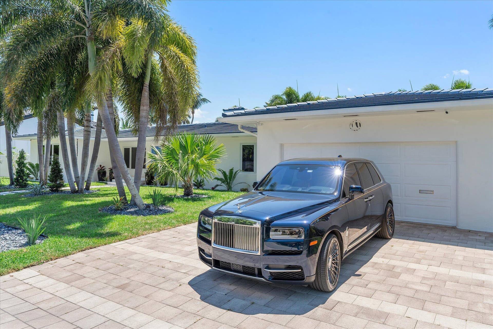 207 Royal Palm Drive, Fort Lauderdale, FL 33301 085-207 Royal Palm Dr reshoot_085