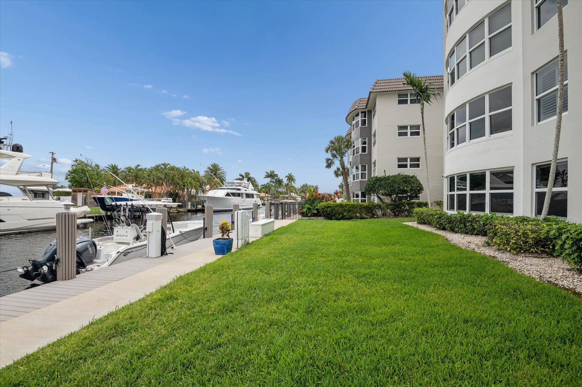 5100 Bayview Drive, #106, Fort Lauderdale, FL 33308 Boutique waterfront building with only 29 residences, featuring a new roof, seawall, and dockwith no assessments on the horizon and direct ocean access with no fixed bridges.