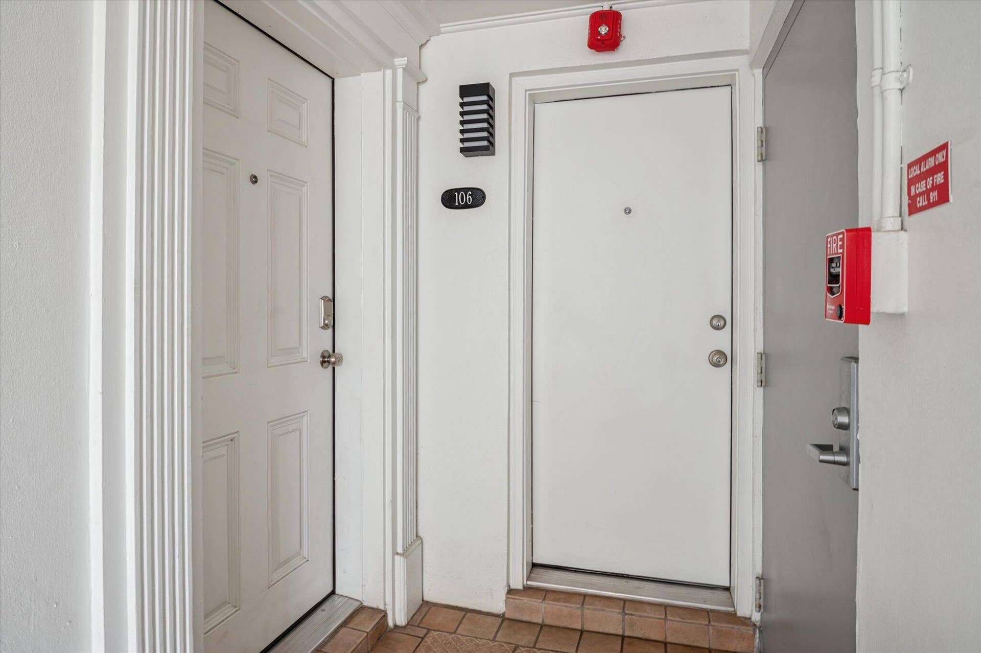 5100 Bayview Drive, #106, Fort Lauderdale, FL 33308 Rare first-floor unit offering easy access and convenience (no waiting for elevator). Private, secure unit entry with convenient first-floor access.