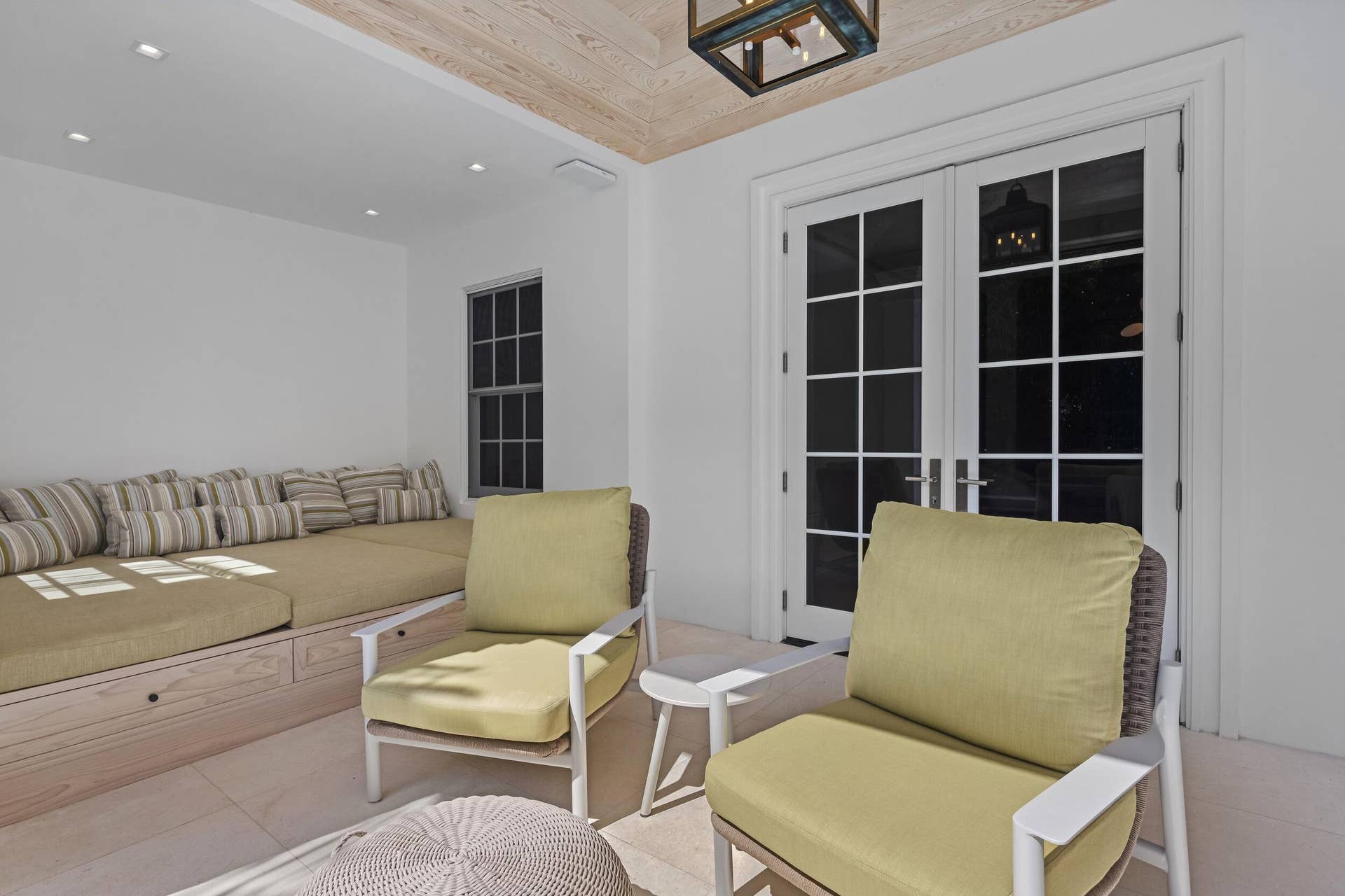 991 N Lake Way, Palm Beach, FL 33480 Loggia 4