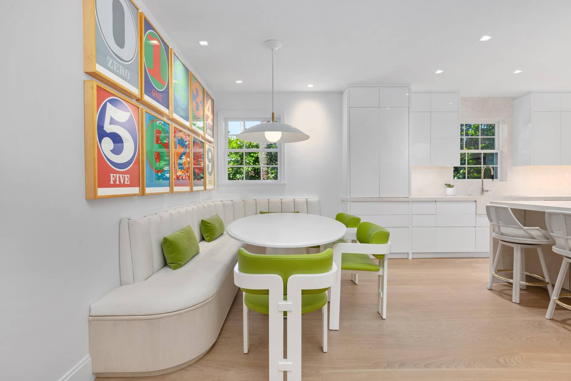 991 N Lake Way, Palm Beach, FL 33480 Breakfast Area 2
