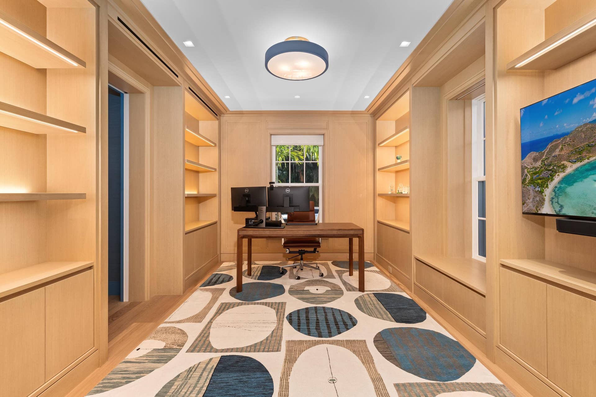 991 N Lake Way, Palm Beach, FL 33480 Office 2