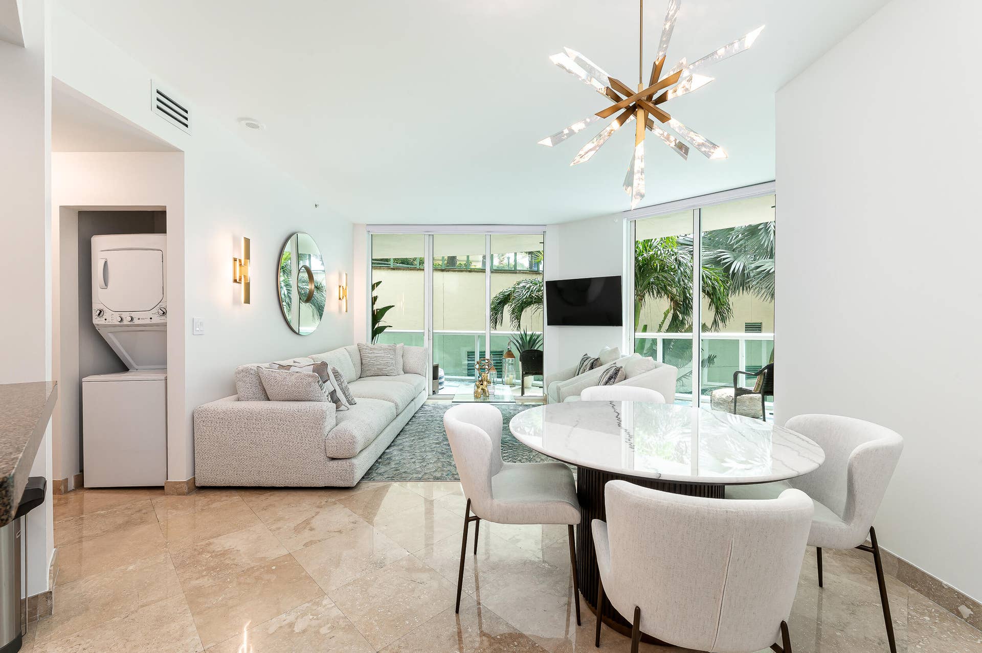 347 N New River Drive E, Fort Lauderdale, FL 33301 Dining